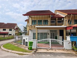 corner lot bandar putra